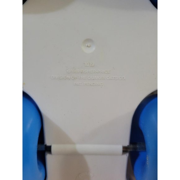 Vintage Fisher Price #1019 Baby Bus - Picture 3 of 3